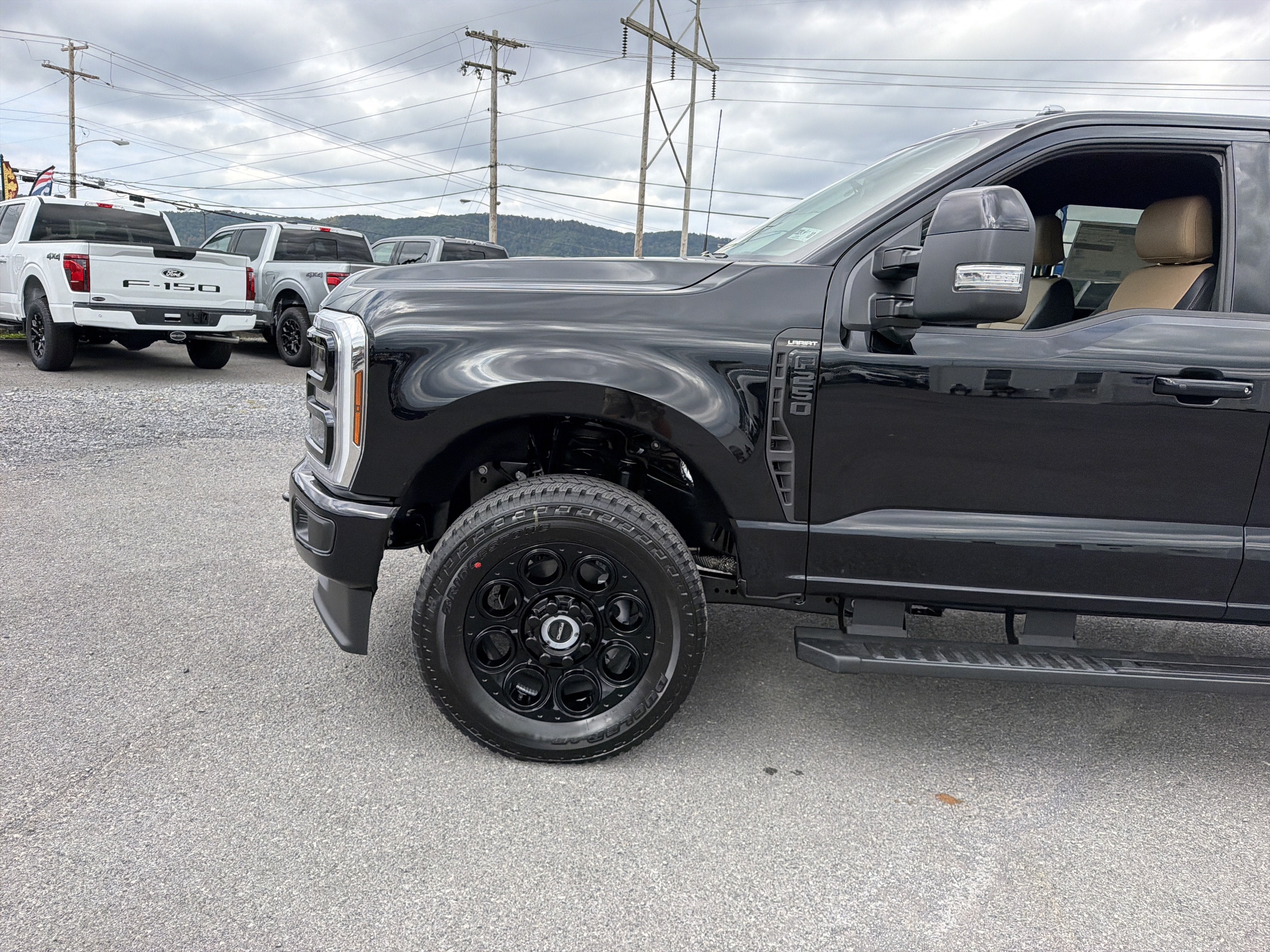 2027 Ford Super Duty F-250 SRW LARIAT