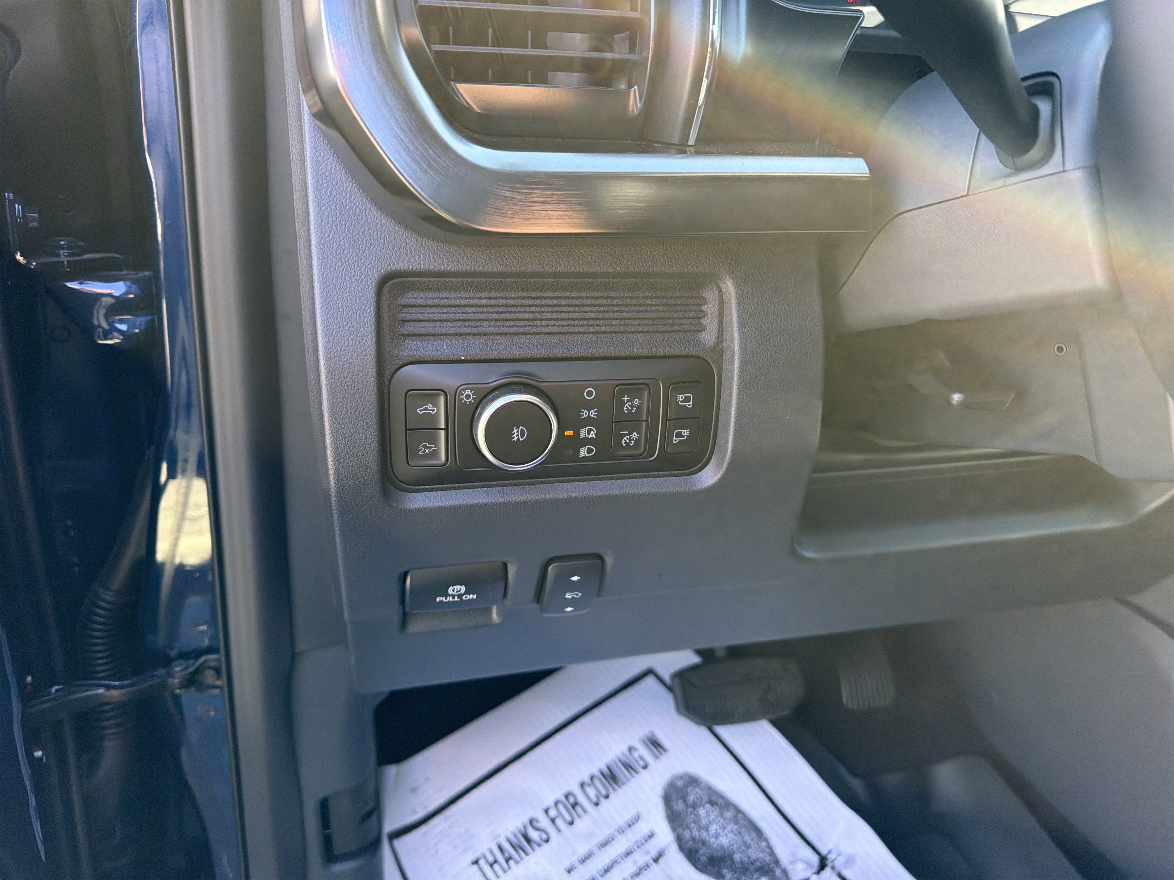 2027 Ford Super Duty F-250 SRW LARIAT