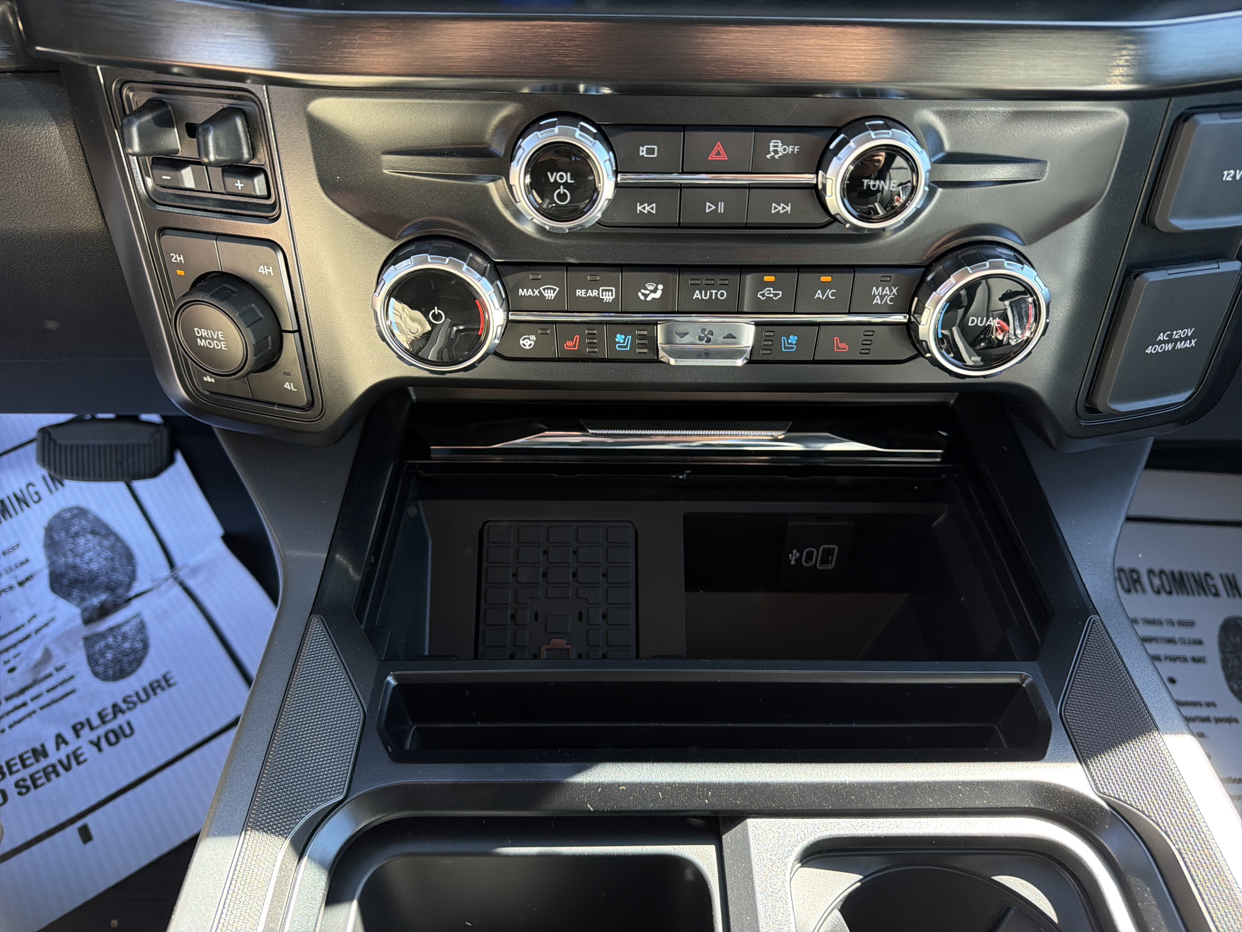 2027 Ford Super Duty F-250 SRW LARIAT