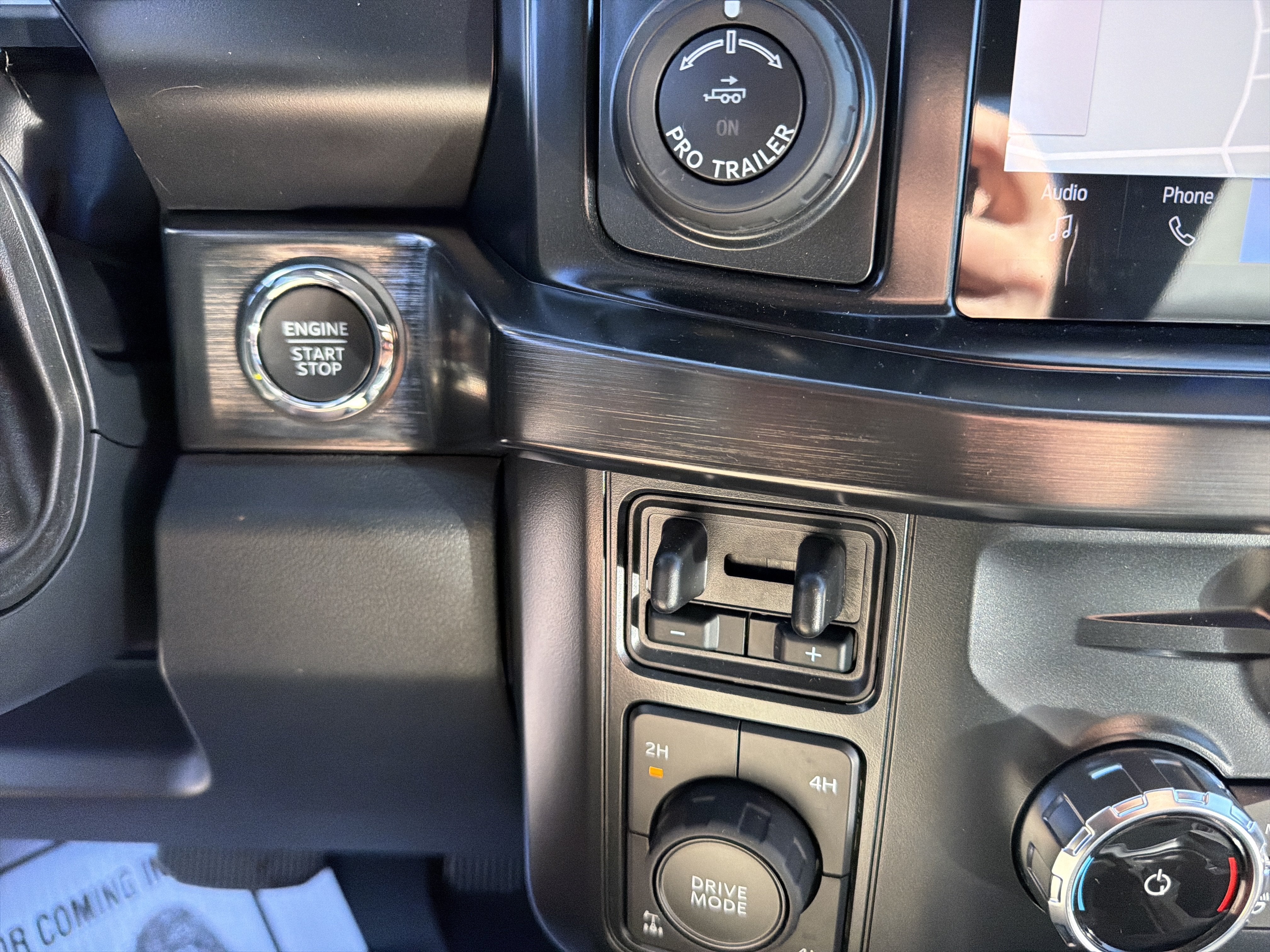2027 Ford Super Duty F-250 SRW LARIAT