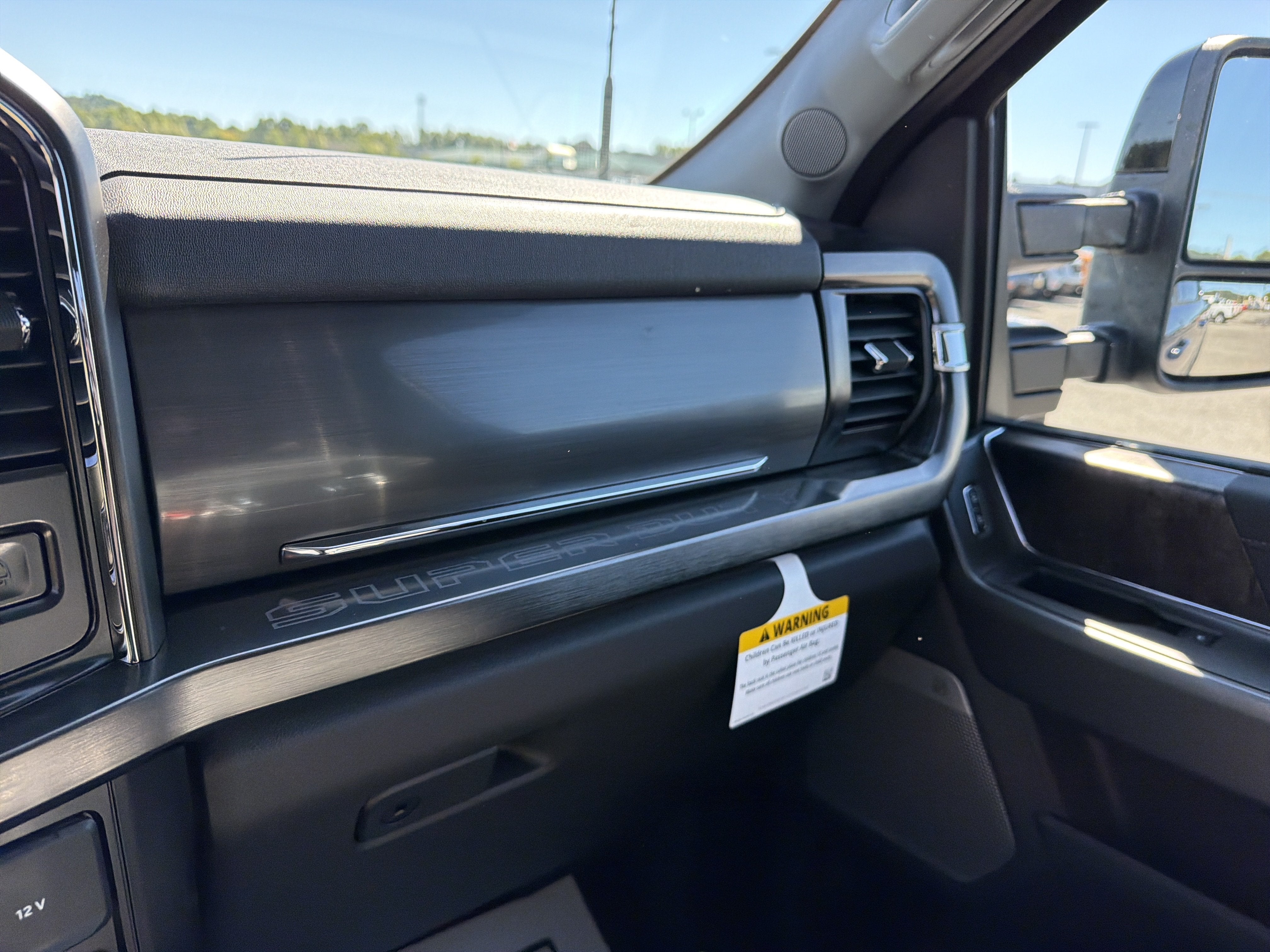 2027 Ford Super Duty F-250 SRW LARIAT
