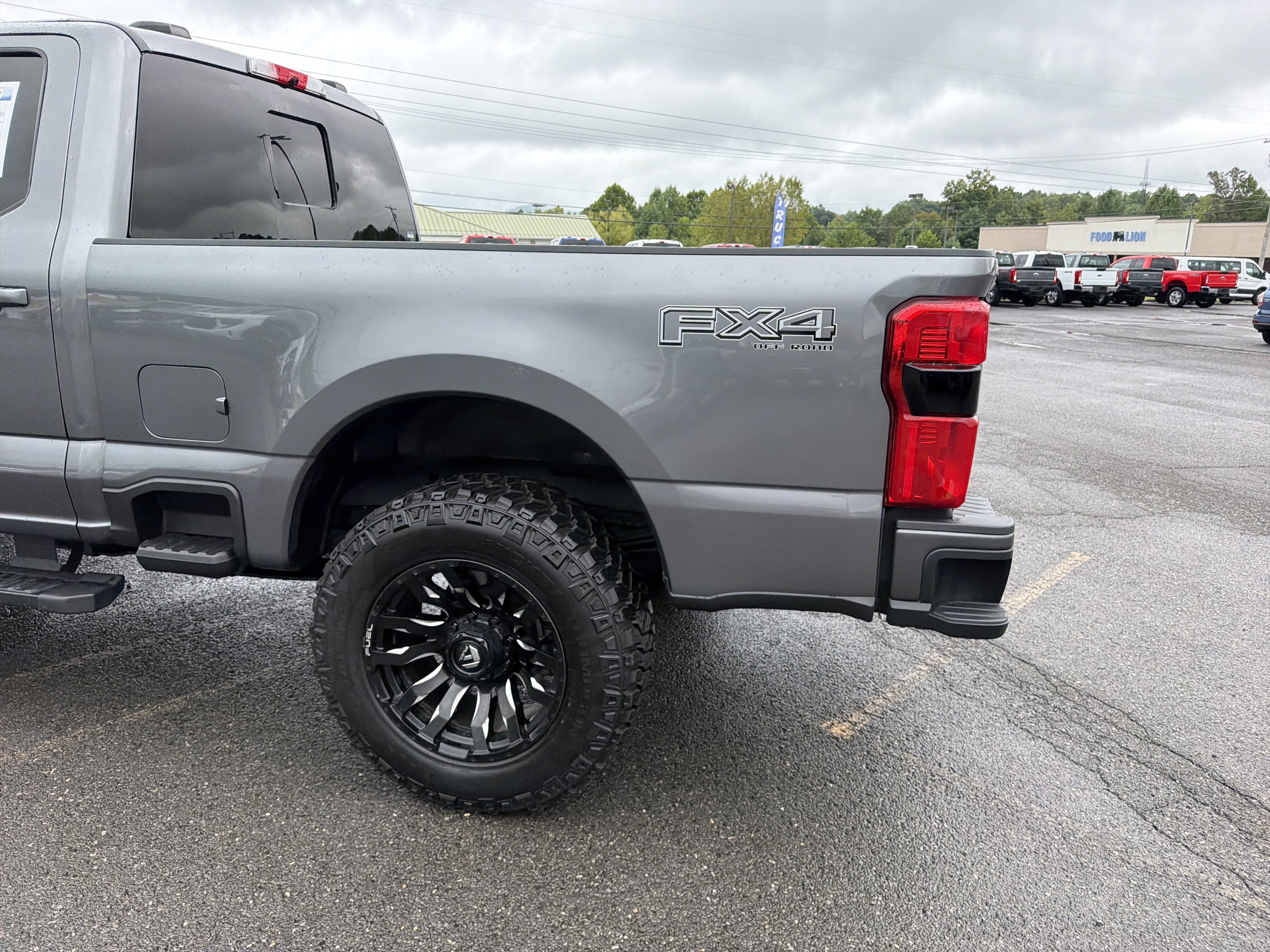 2024 Ford Super Duty F-250 SRW LARIAT