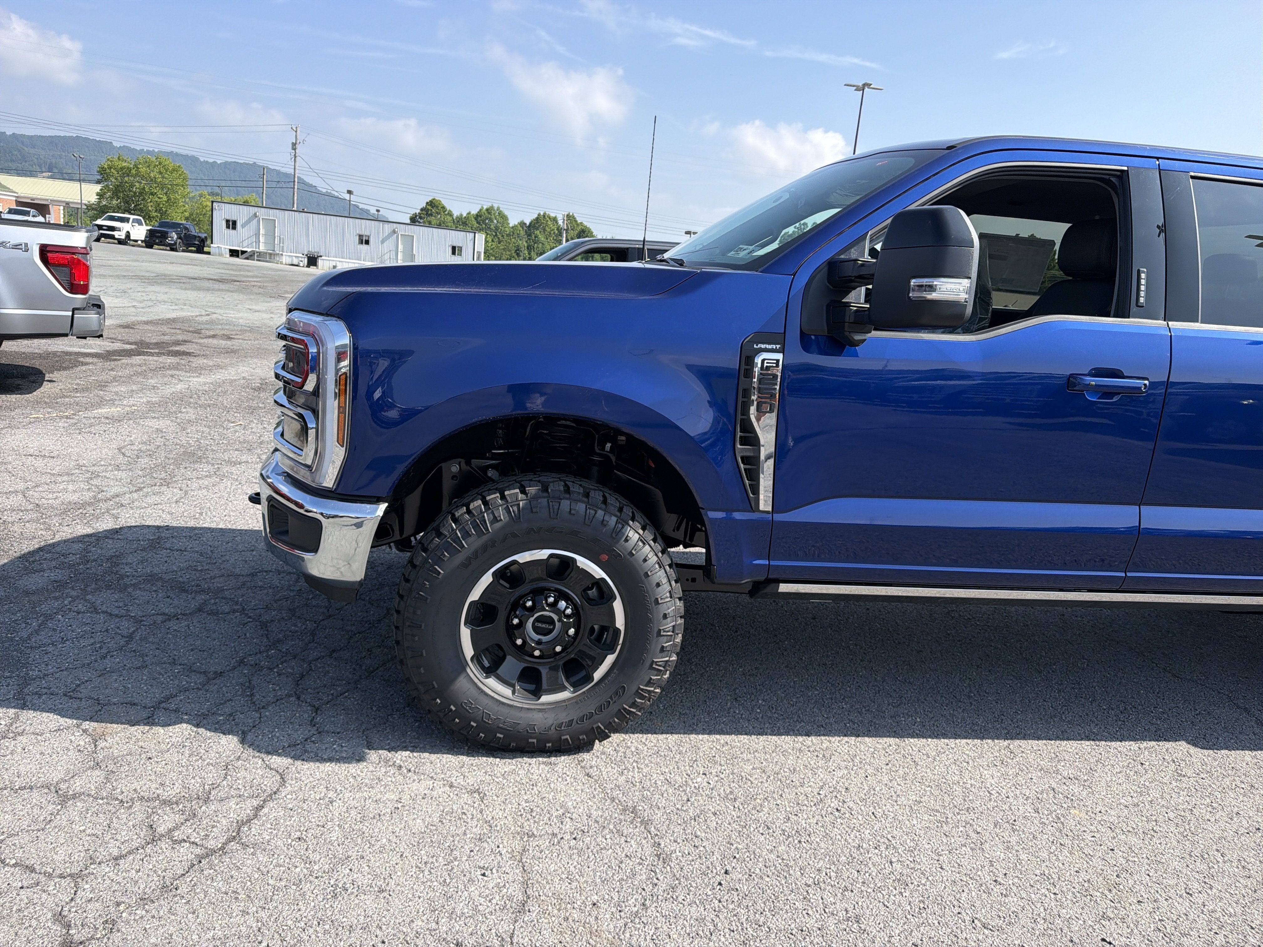 2026 Ford Super Duty F-250 SRW LARIAT