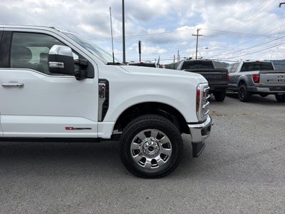2027 Ford Super Duty F-350 SRW LARIAT