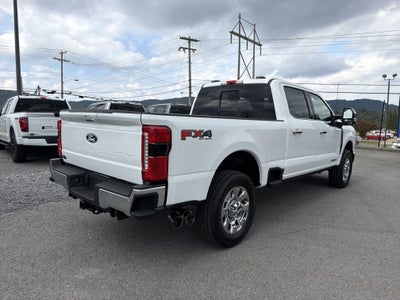 2027 Ford Super Duty F-350 SRW LARIAT