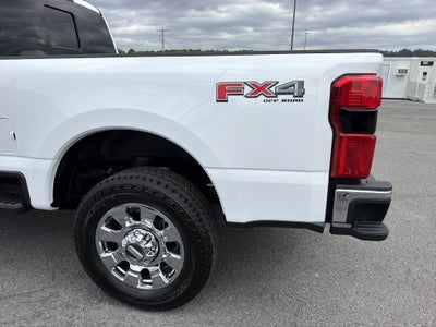2027 Ford Super Duty F-350 SRW LARIAT