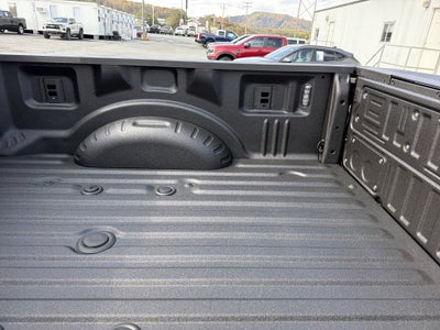 2027 Ford Super Duty F-350 SRW Platinum
