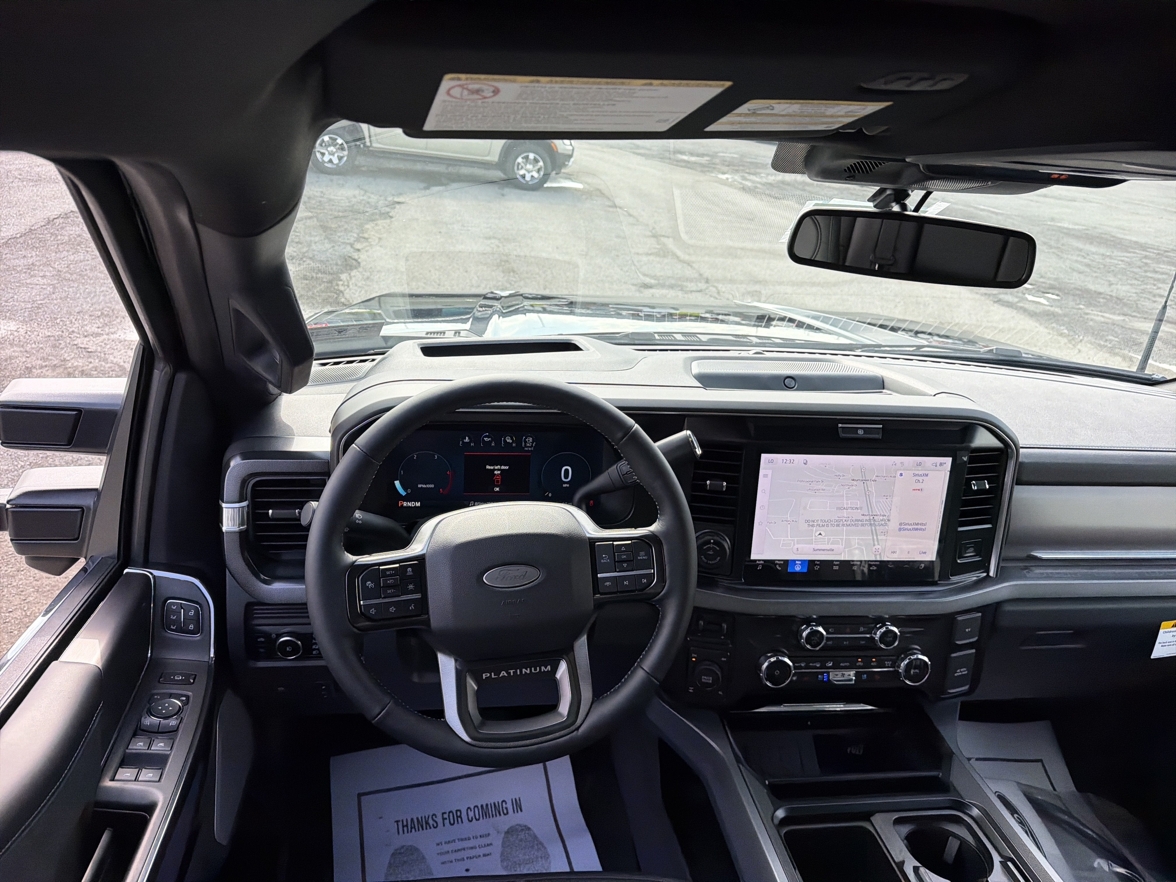 2027 Ford Super Duty F-350 SRW Platinum