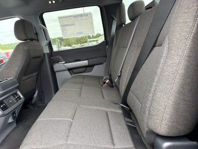 2027 Ford Super Duty F-350 SRW XLT