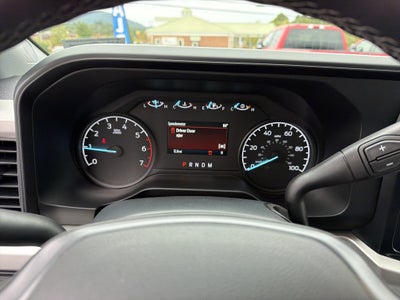2027 Ford Super Duty F-350 SRW XLT