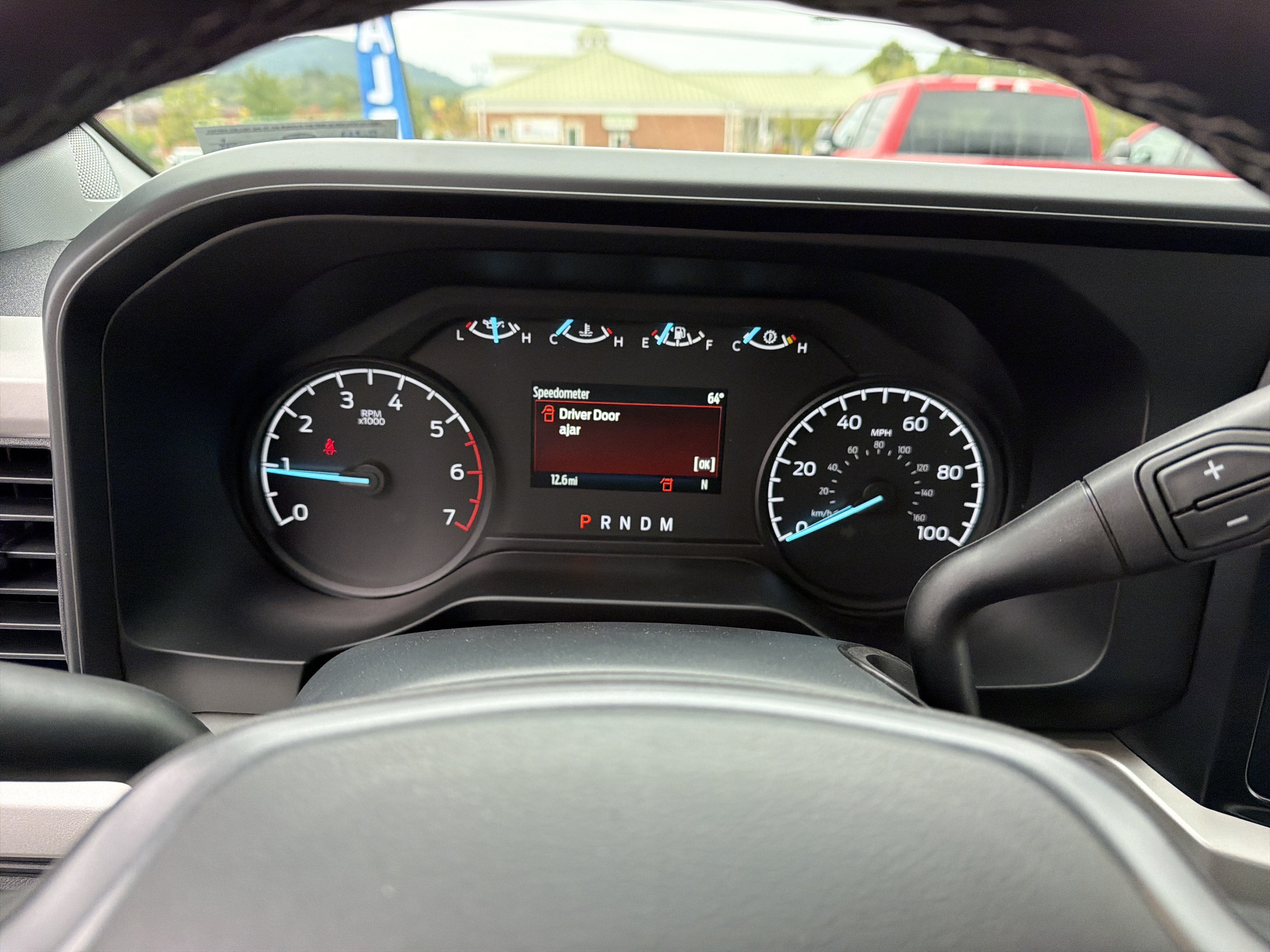 2027 Ford Super Duty F-350 SRW XLT