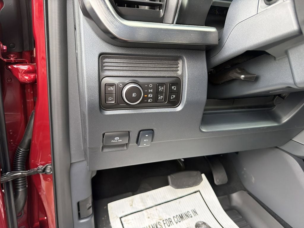 2026 Ford F-350SD Lariat
