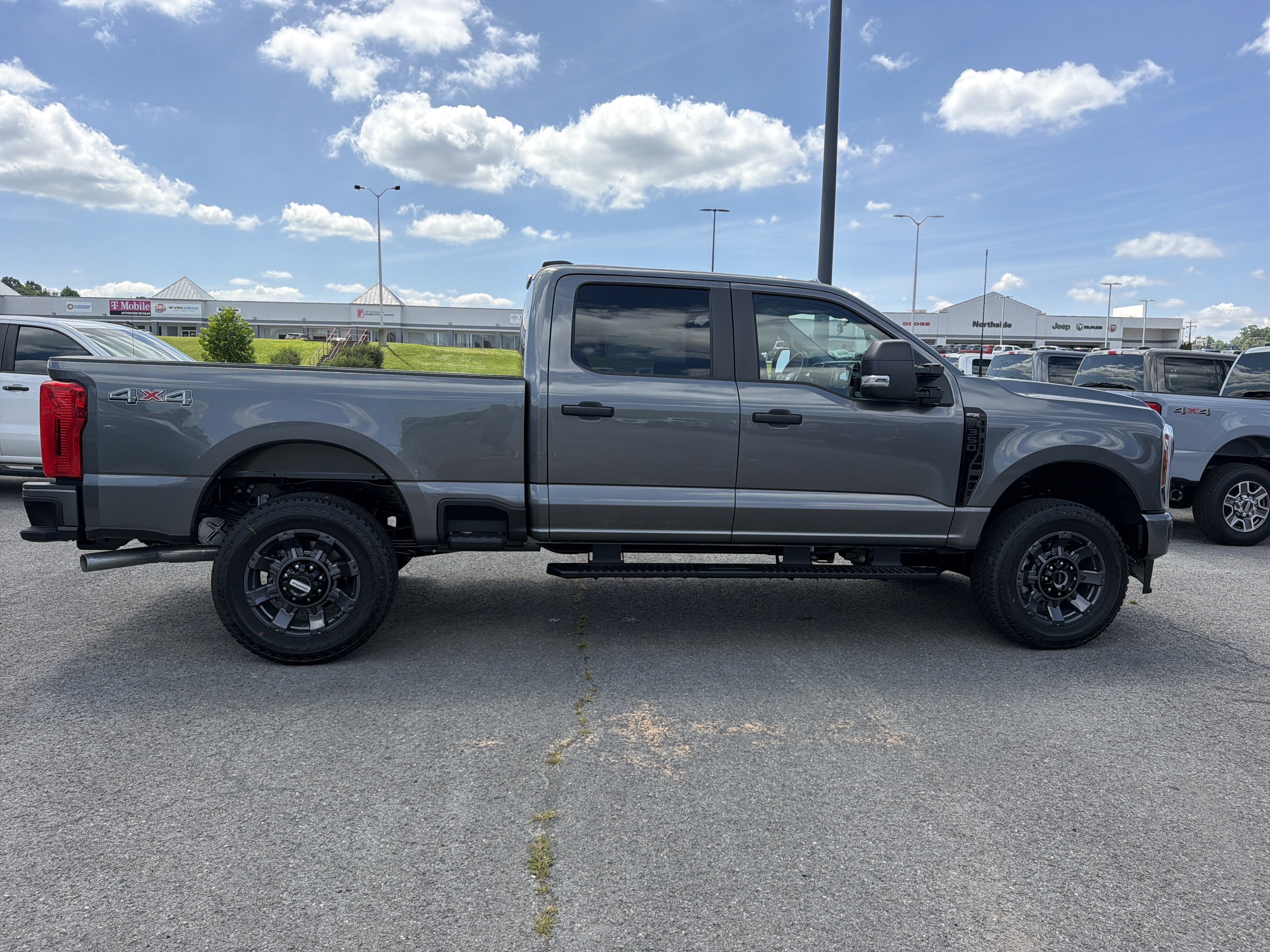 2026 Ford Super Duty F-350 SRW XL