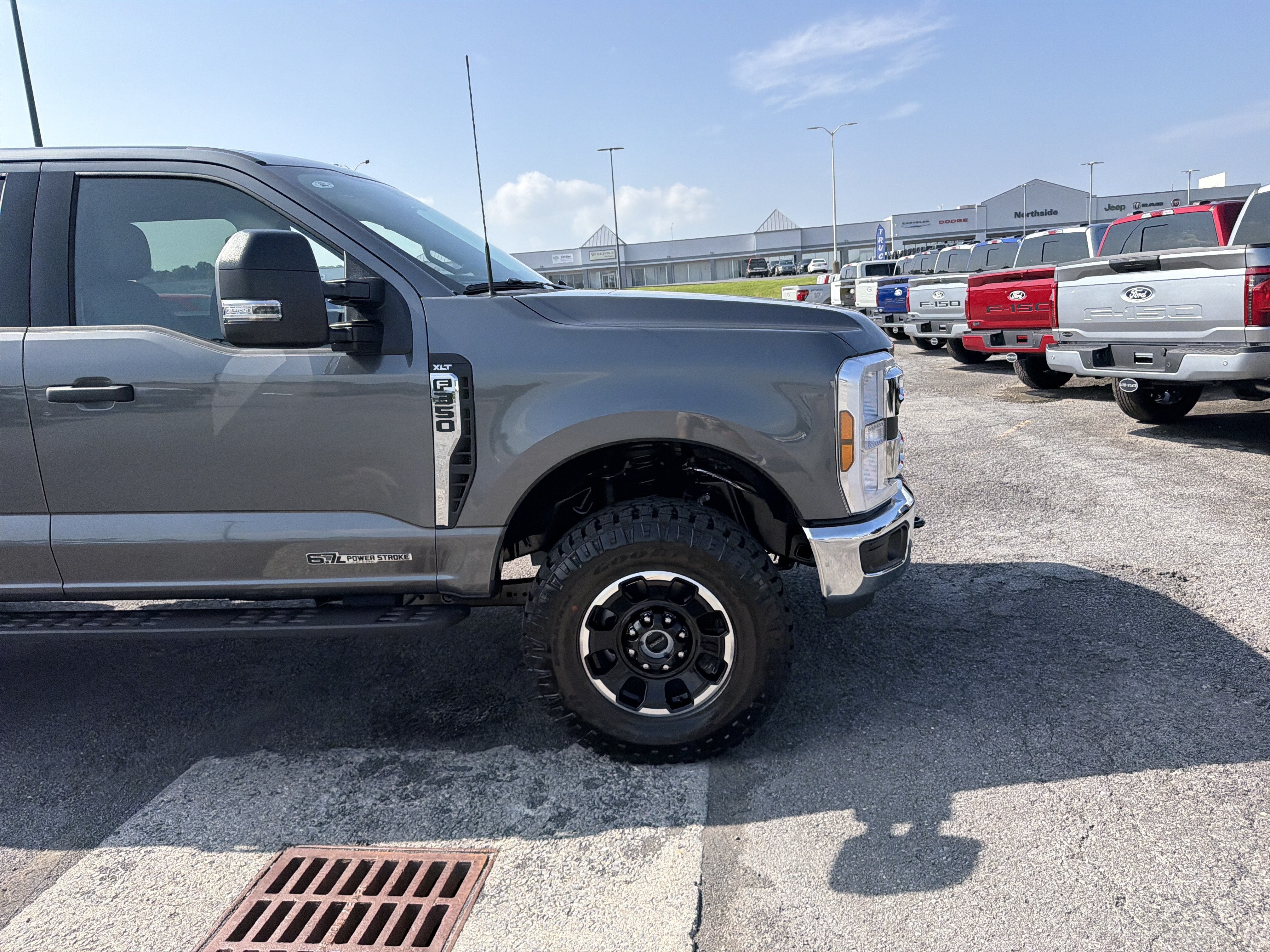 2026 Ford Super Duty F-350 SRW XLT