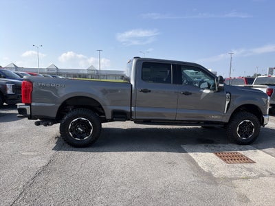 2026 Ford Super Duty F-350 SRW XLT
