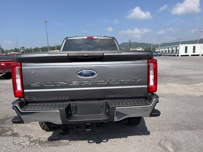 2026 Ford Super Duty F-350 SRW XLT