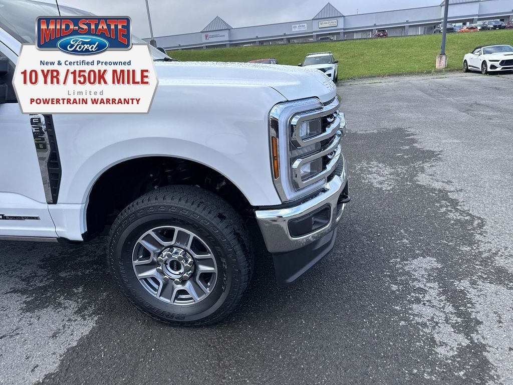 2025 Ford F-350SD Lariat