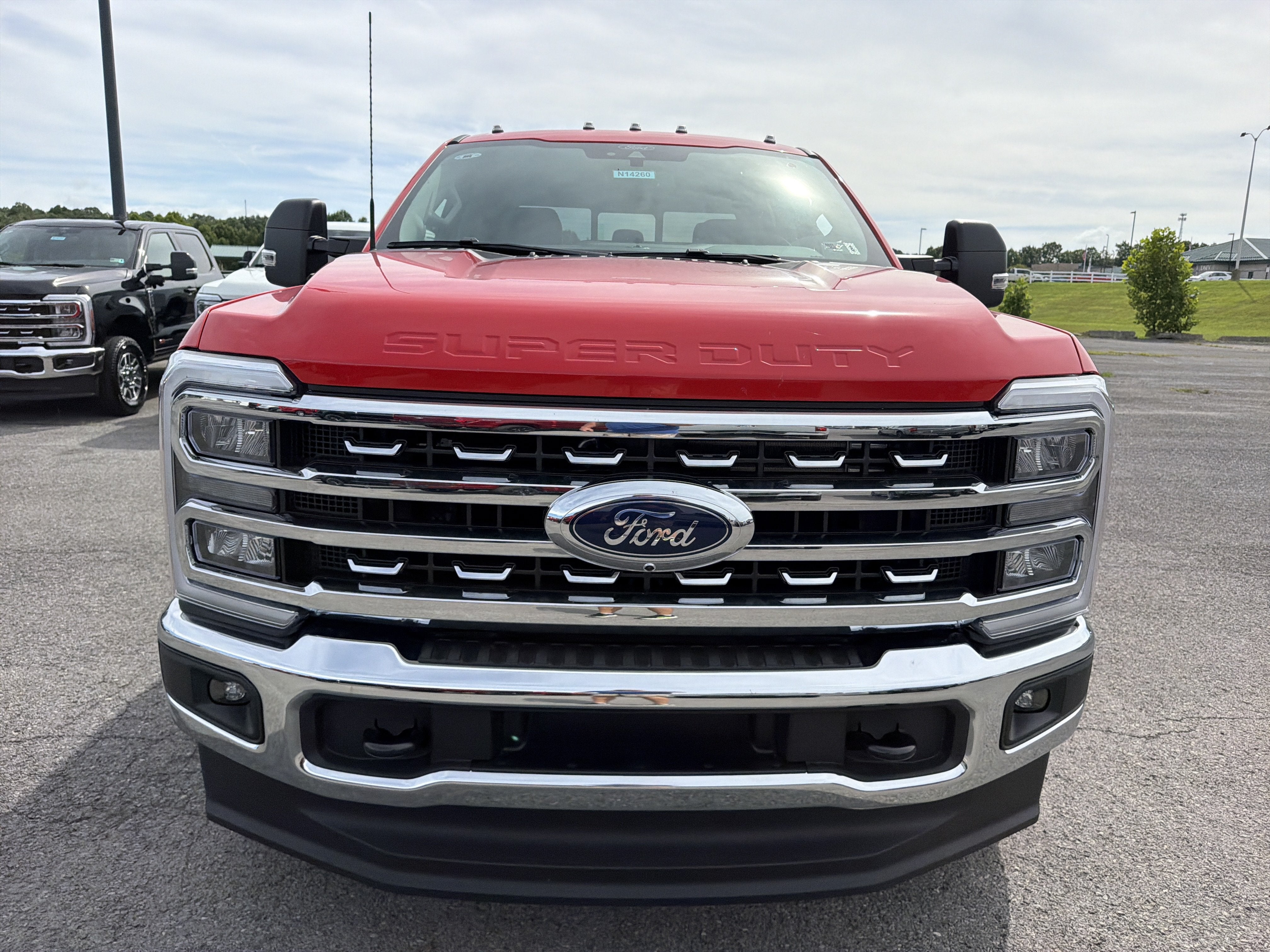 2026 Ford Super Duty F-350 DRW XLT