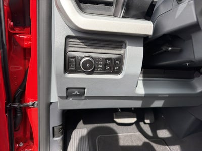 2026 Ford Super Duty F-350 DRW XLT