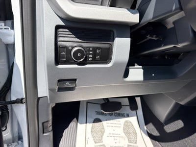 2026 Ford Super Duty F-350 SRW XLT