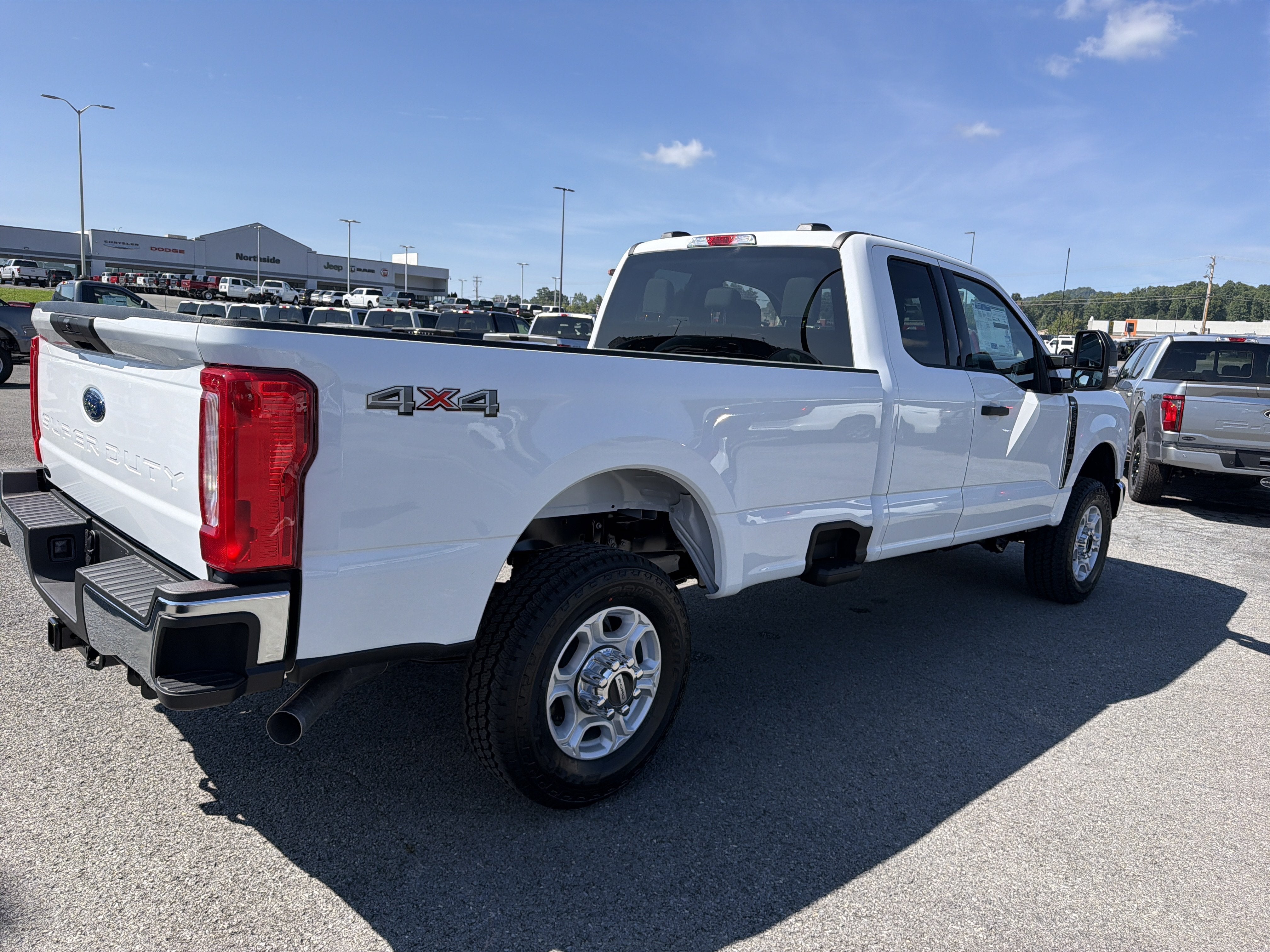 2026 Ford Super Duty F-350 SRW XLT