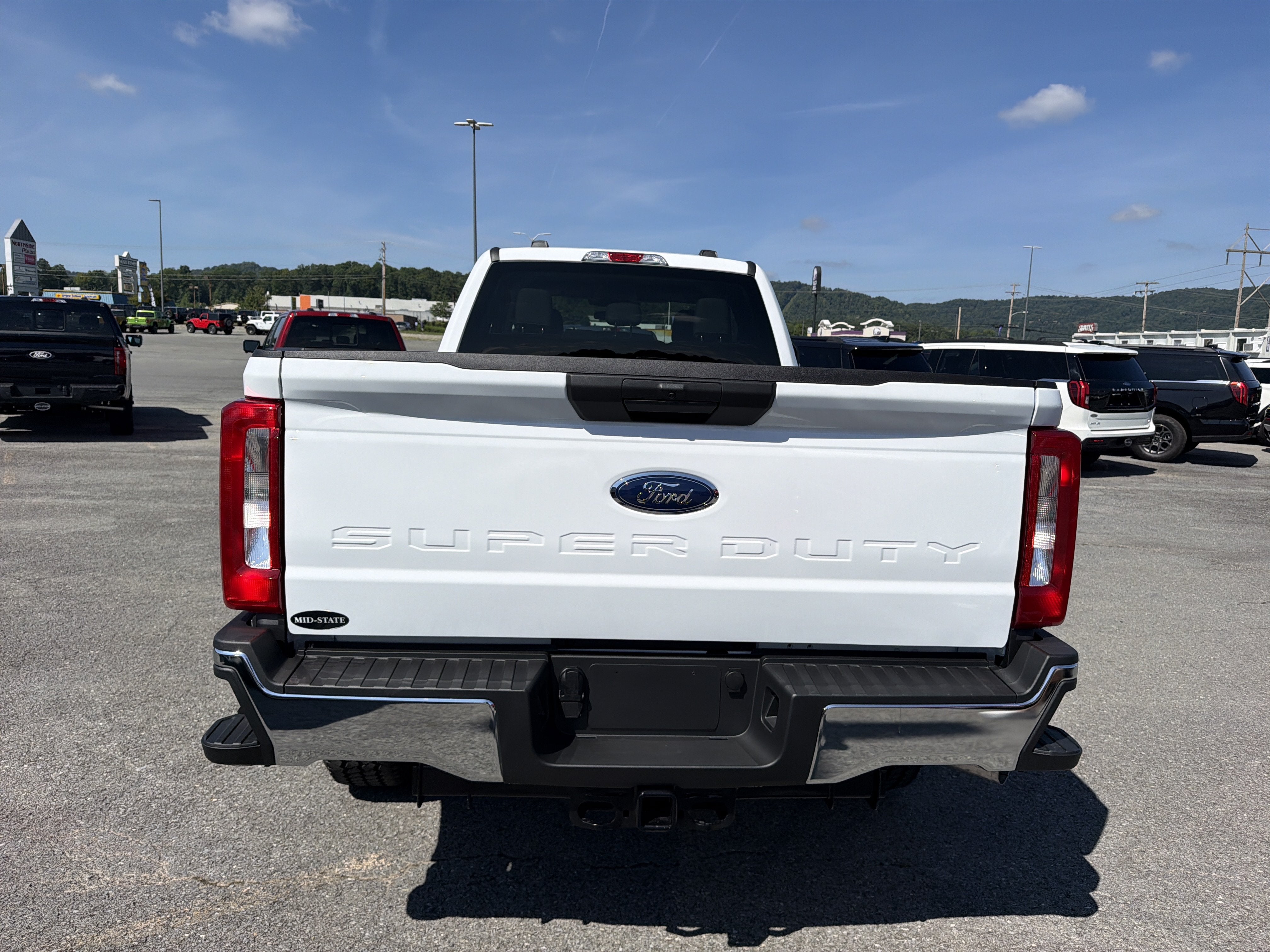2026 Ford Super Duty F-350 SRW XLT