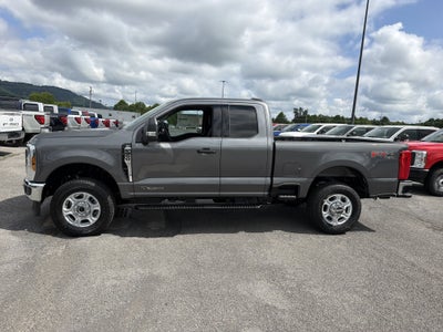 2026 Ford Super Duty F-350 SRW XLT