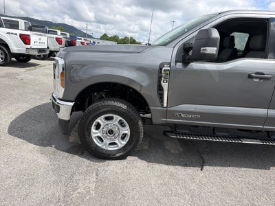 2026 Ford Super Duty F-350 SRW XLT