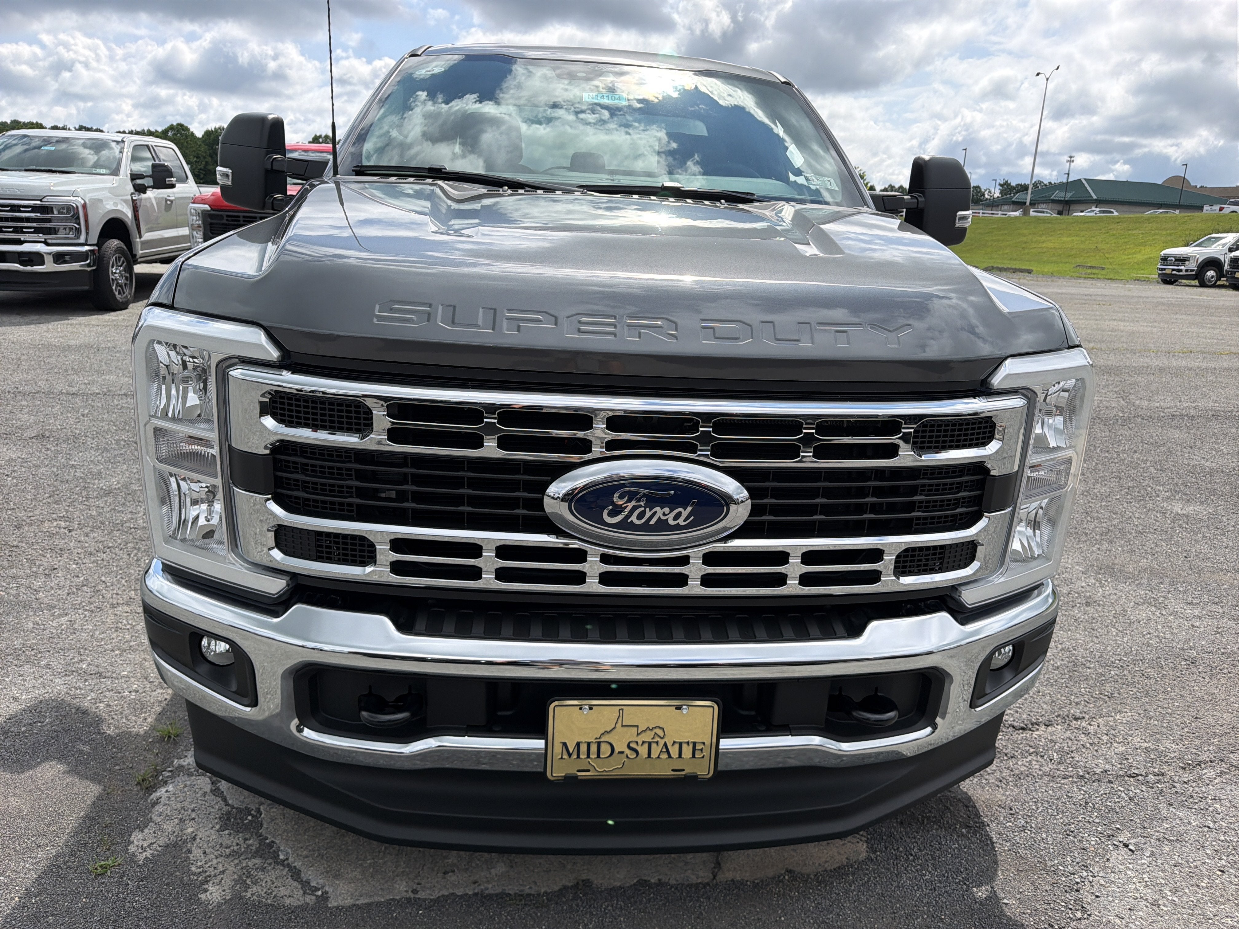2026 Ford Super Duty F-350 SRW XLT