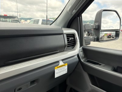 2026 Ford Super Duty F-350 SRW XLT