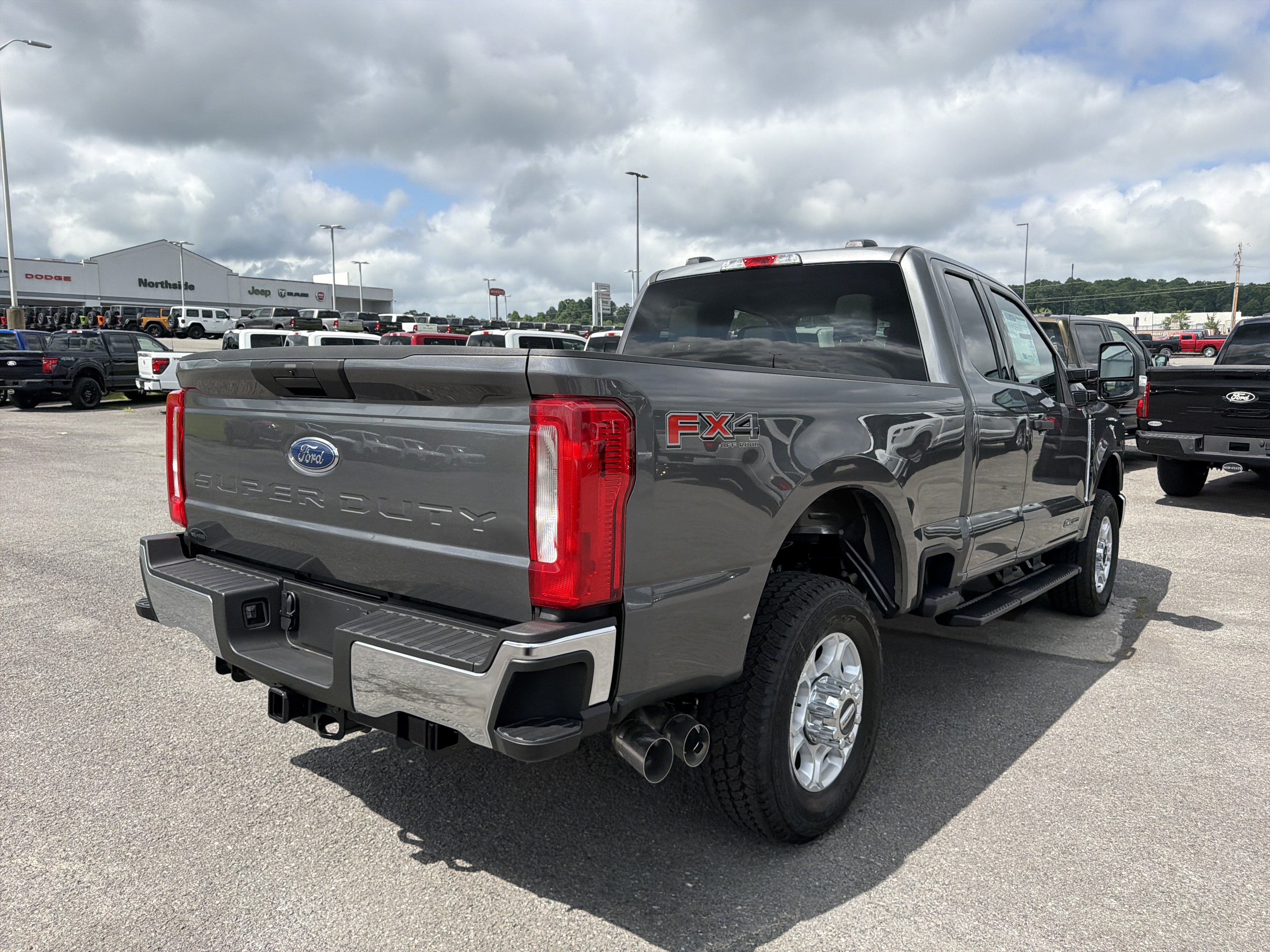2026 Ford Super Duty F-350 SRW XLT