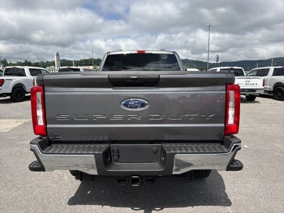 2026 Ford Super Duty F-350 SRW XLT