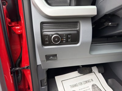 2026 Ford Super Duty F-350 SRW XLT