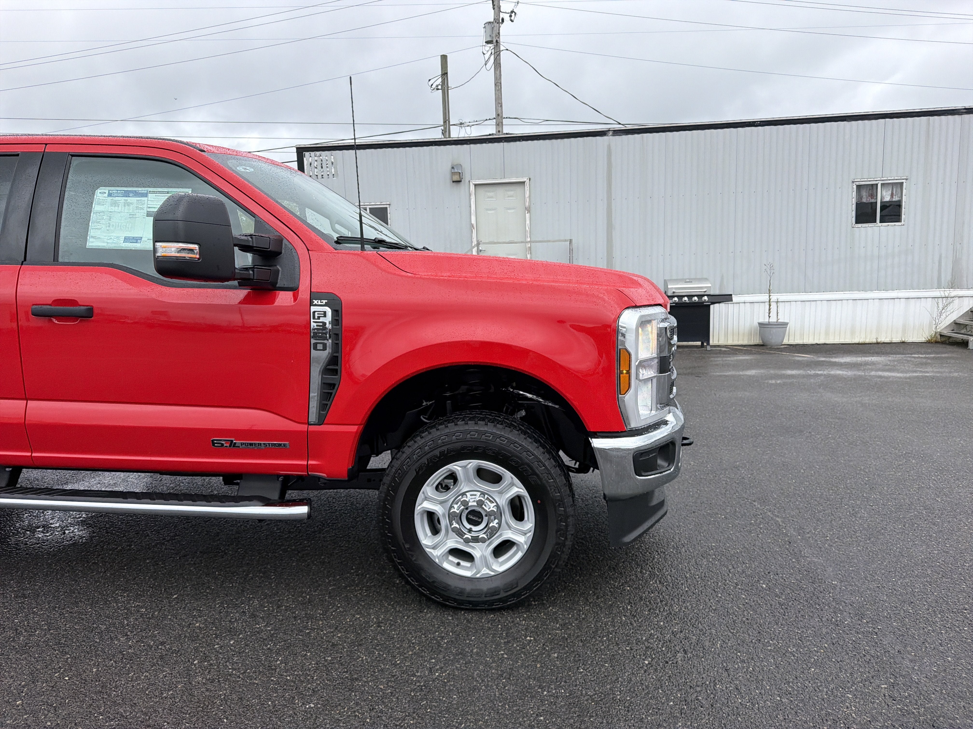 2026 Ford Super Duty F-350 SRW XLT