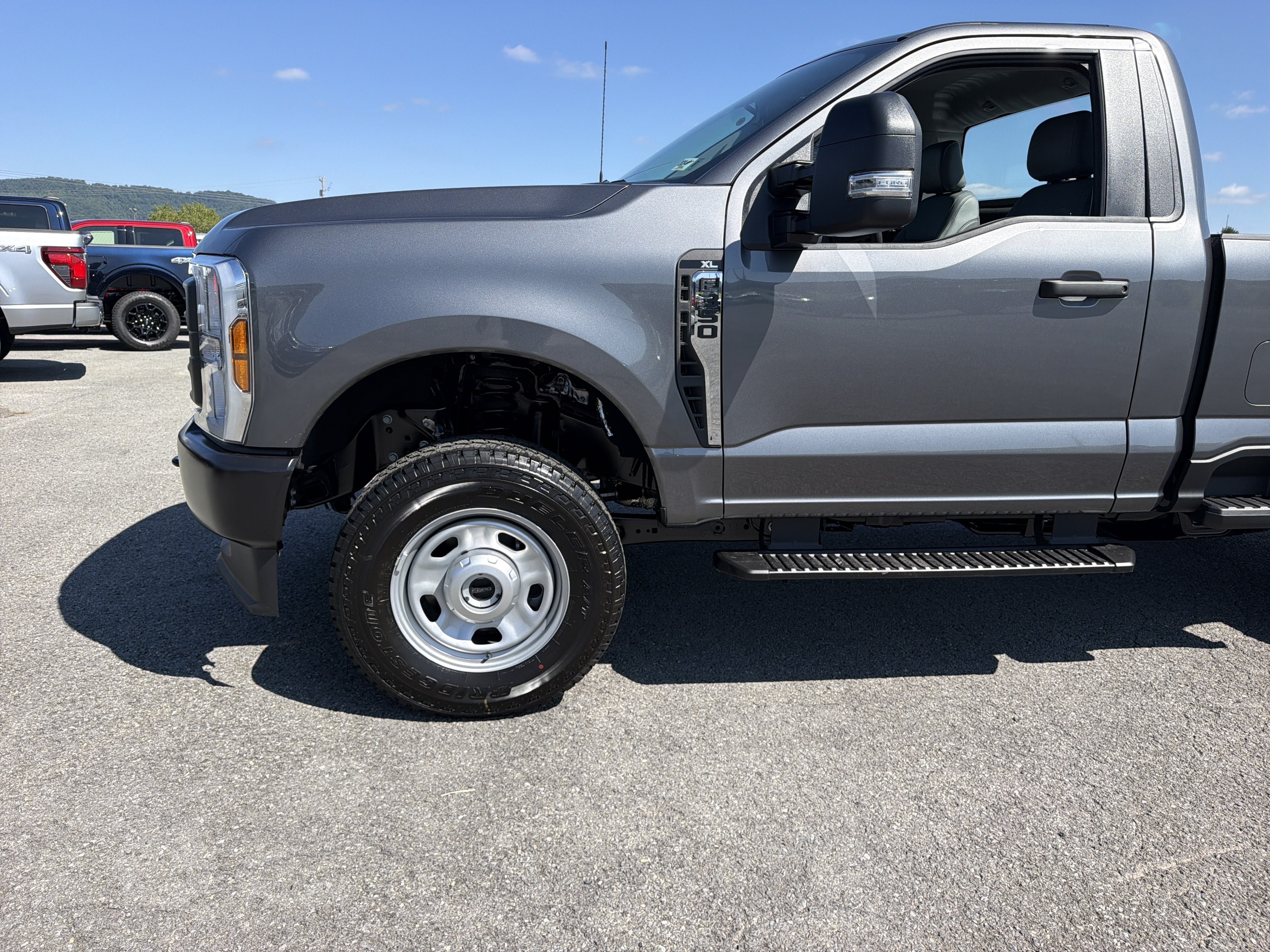 2026 Ford Super Duty F-350 SRW XL