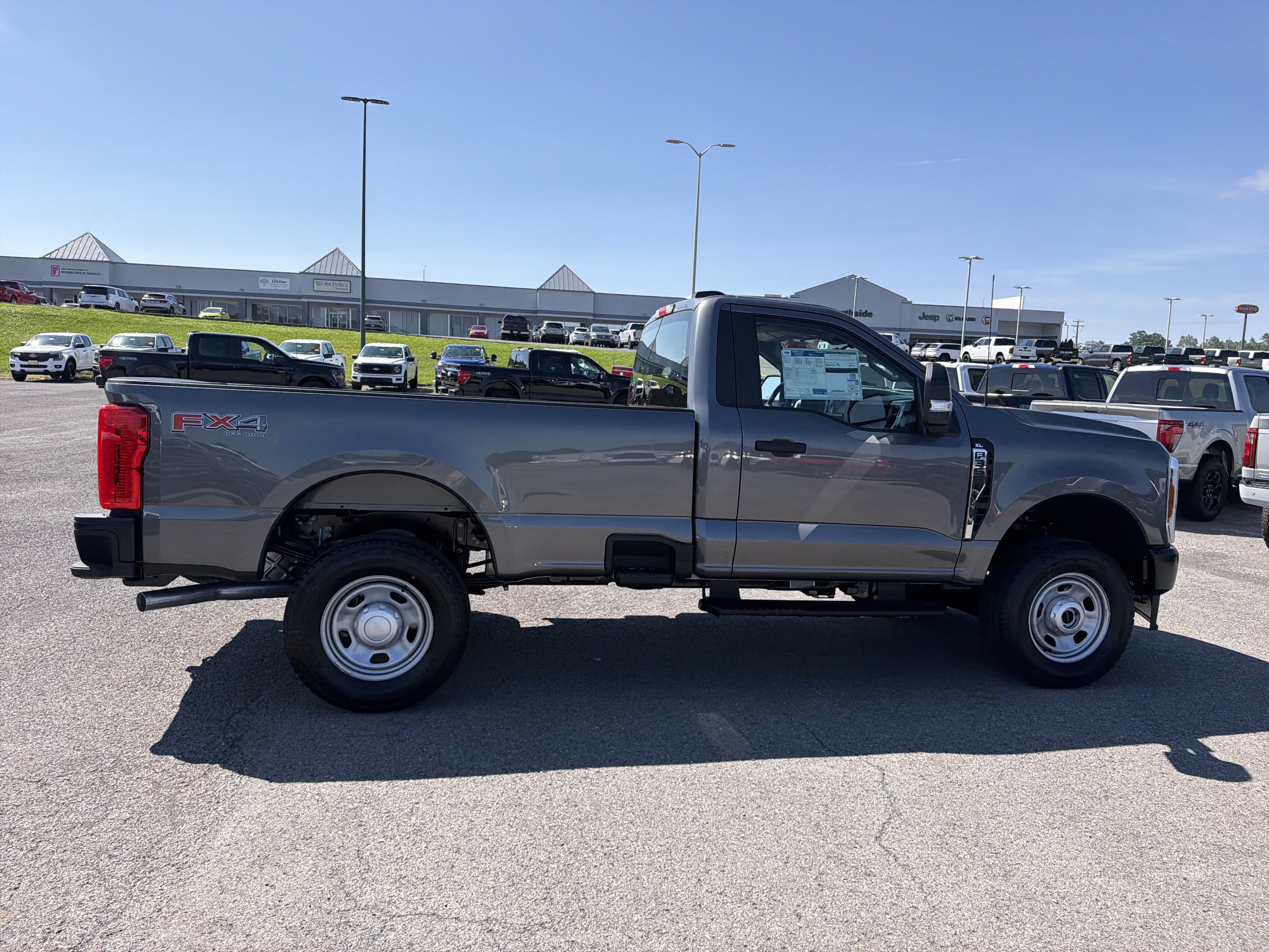 2026 Ford Super Duty F-350 SRW XL