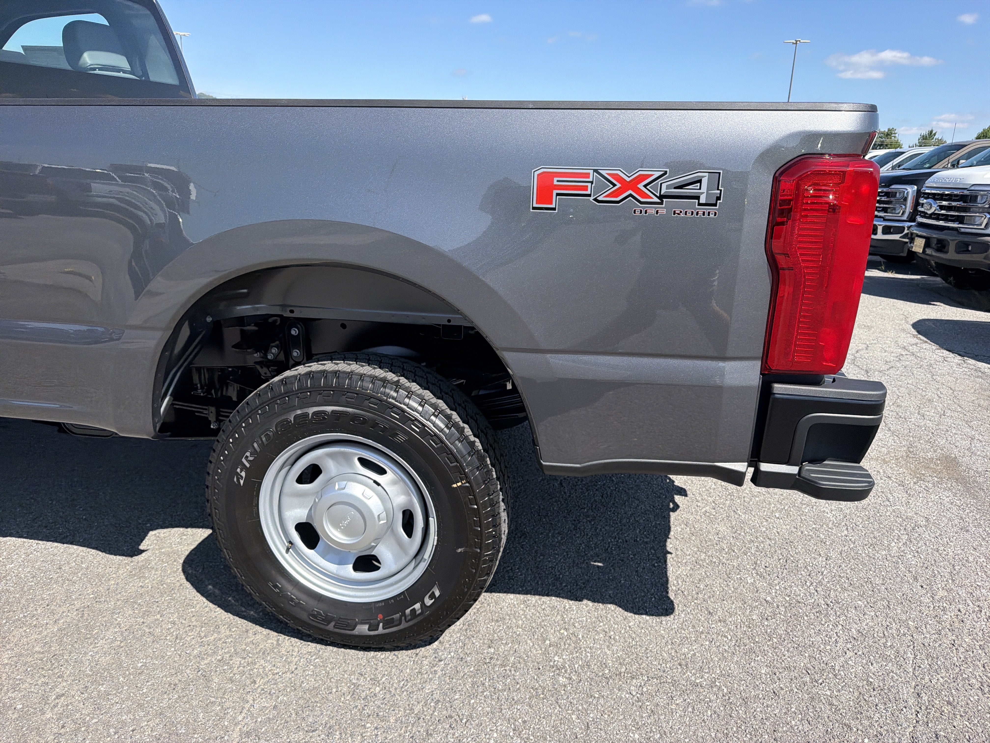 2026 Ford Super Duty F-350 SRW XL