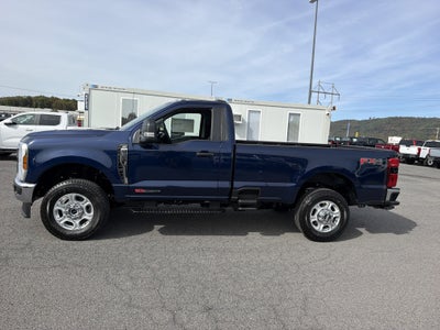 2027 Ford Super Duty F-350 SRW XLT