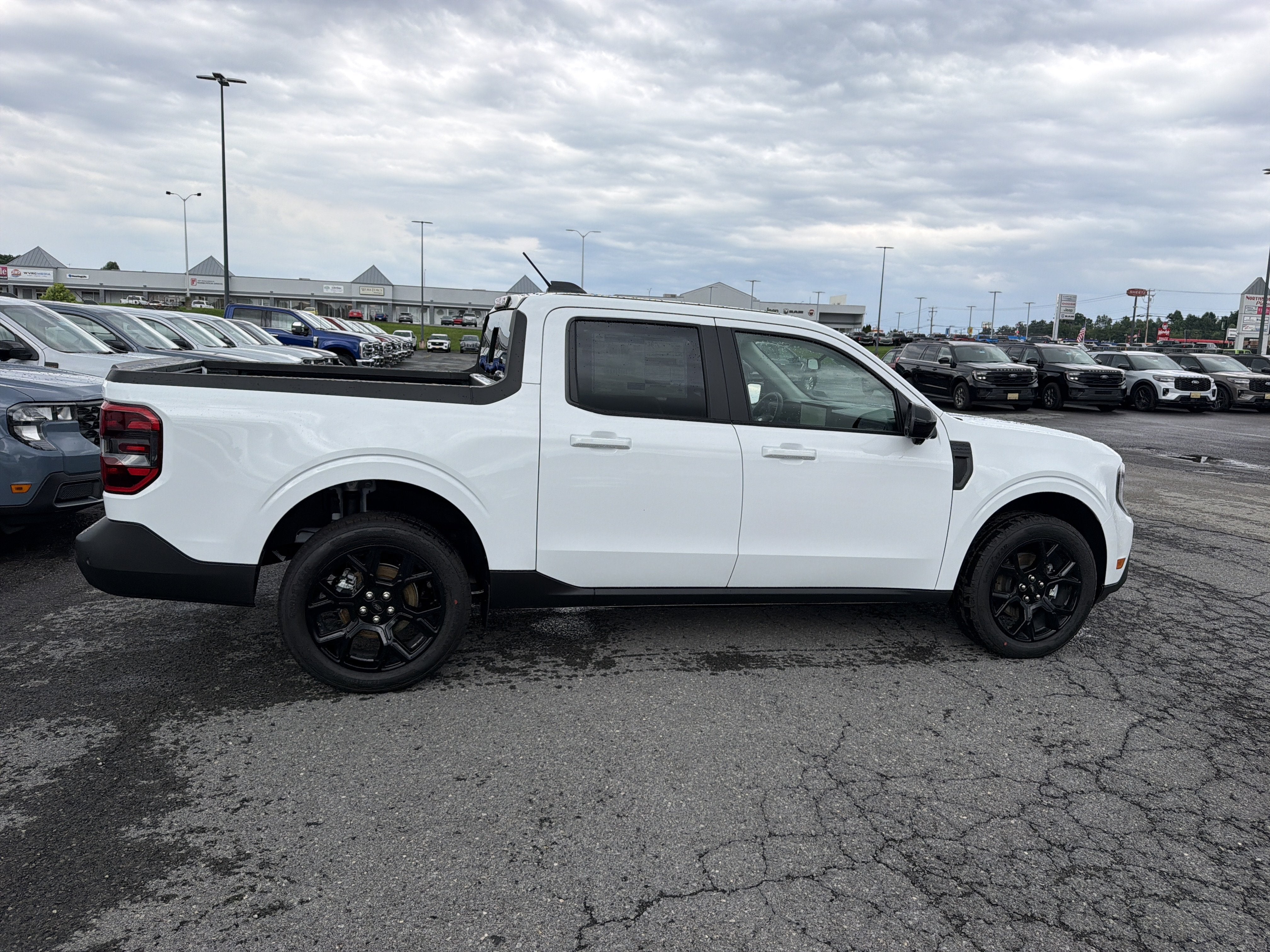 2026 Ford Maverick LARIAT
