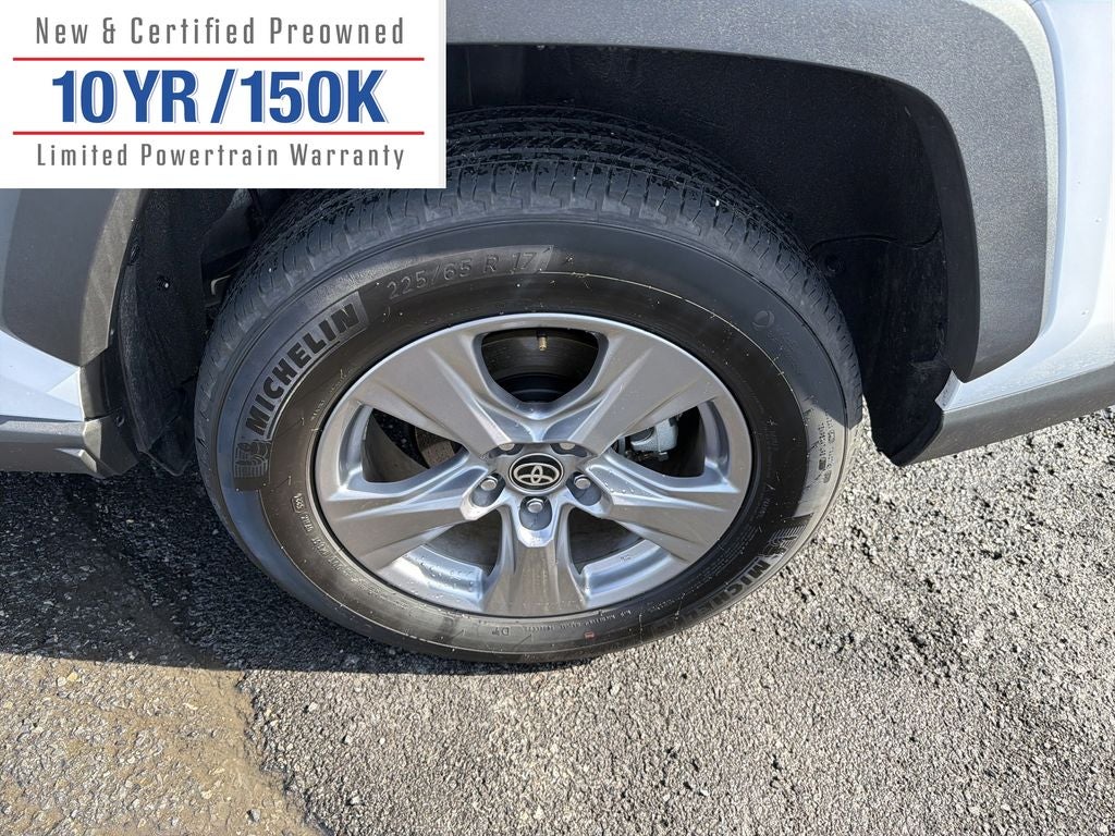 2025 Toyota RAV4 Hybrid XLE