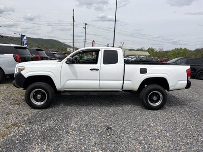 2016 Toyota Tacoma SR