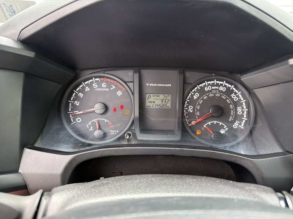 2016 Toyota Tacoma SR