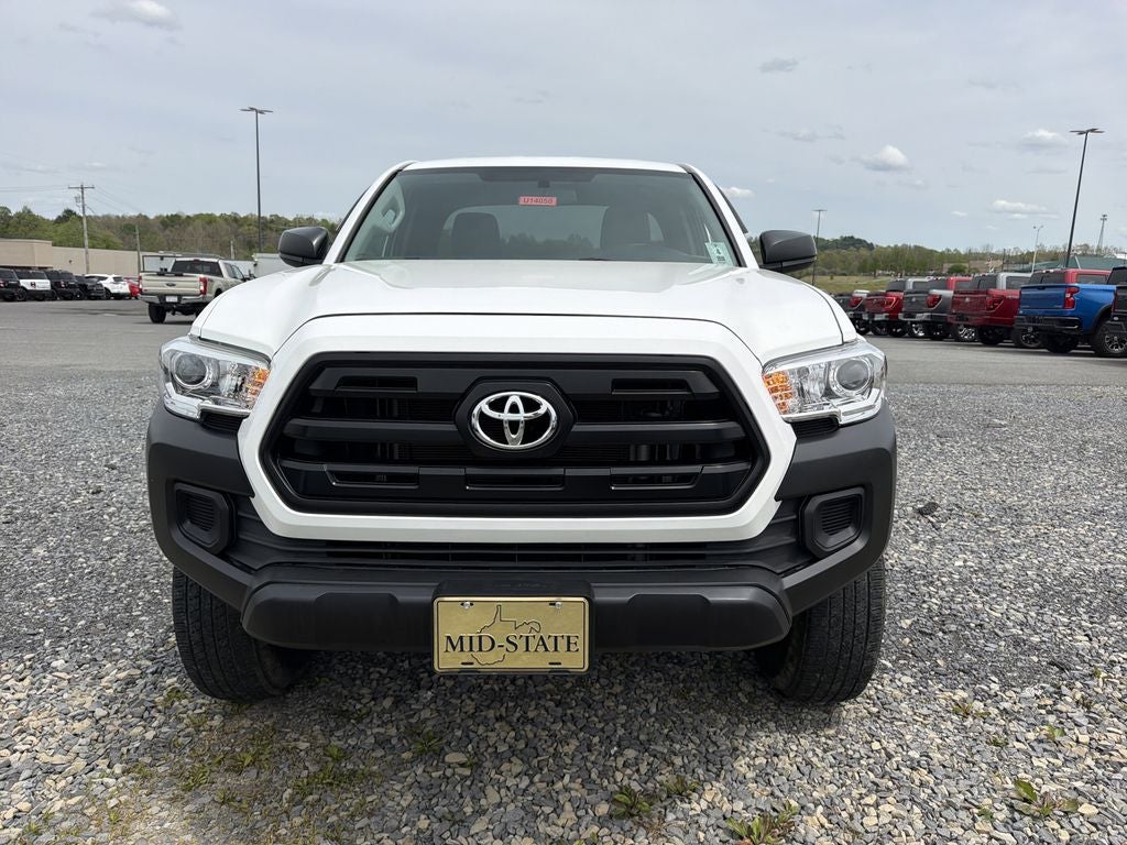 2016 Toyota Tacoma SR