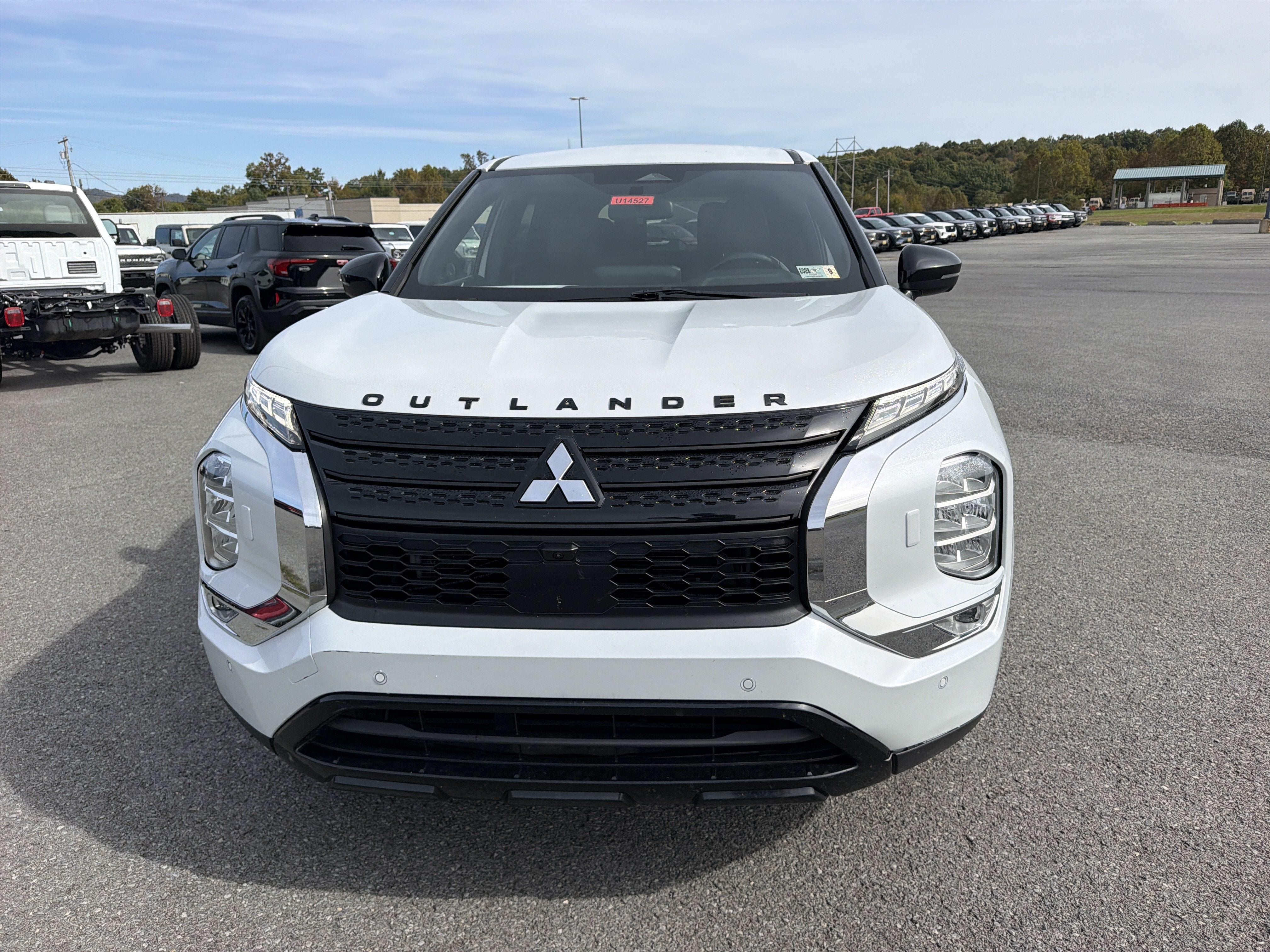 2023 Mitsubishi Outlander SE Special Edition