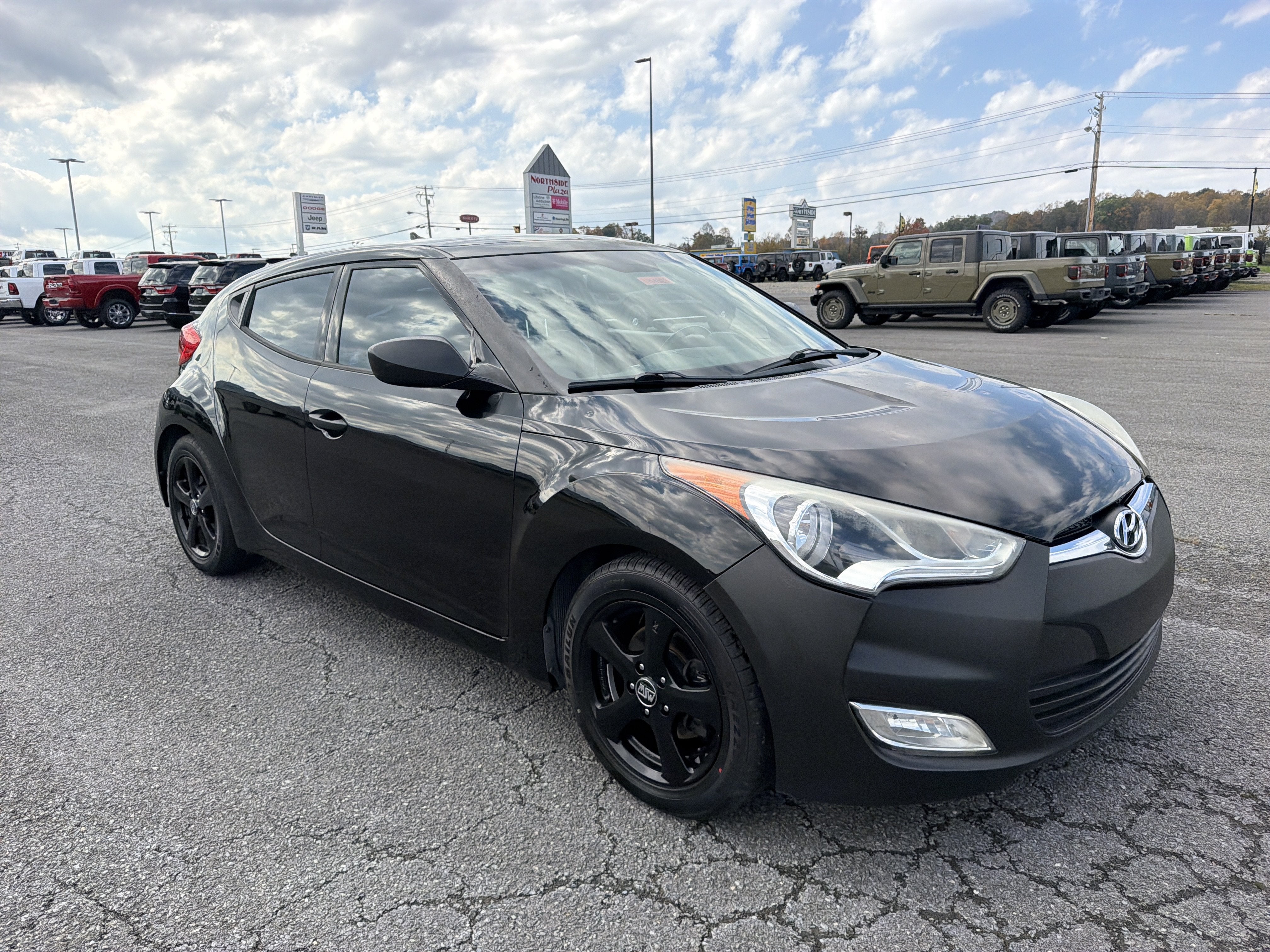 2013 Hyundai Veloster w/Gray Int