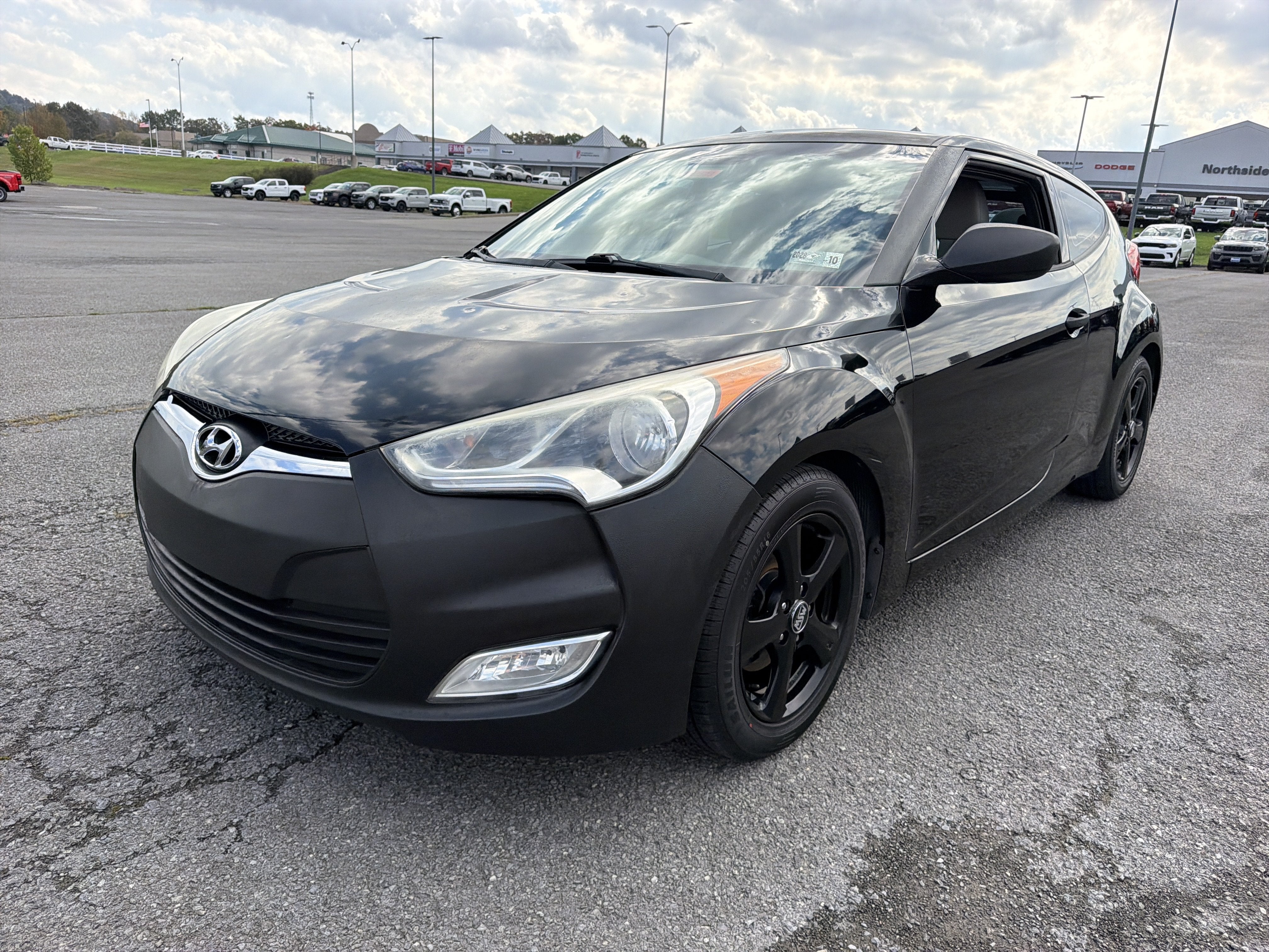 2013 Hyundai Veloster w/Gray Int