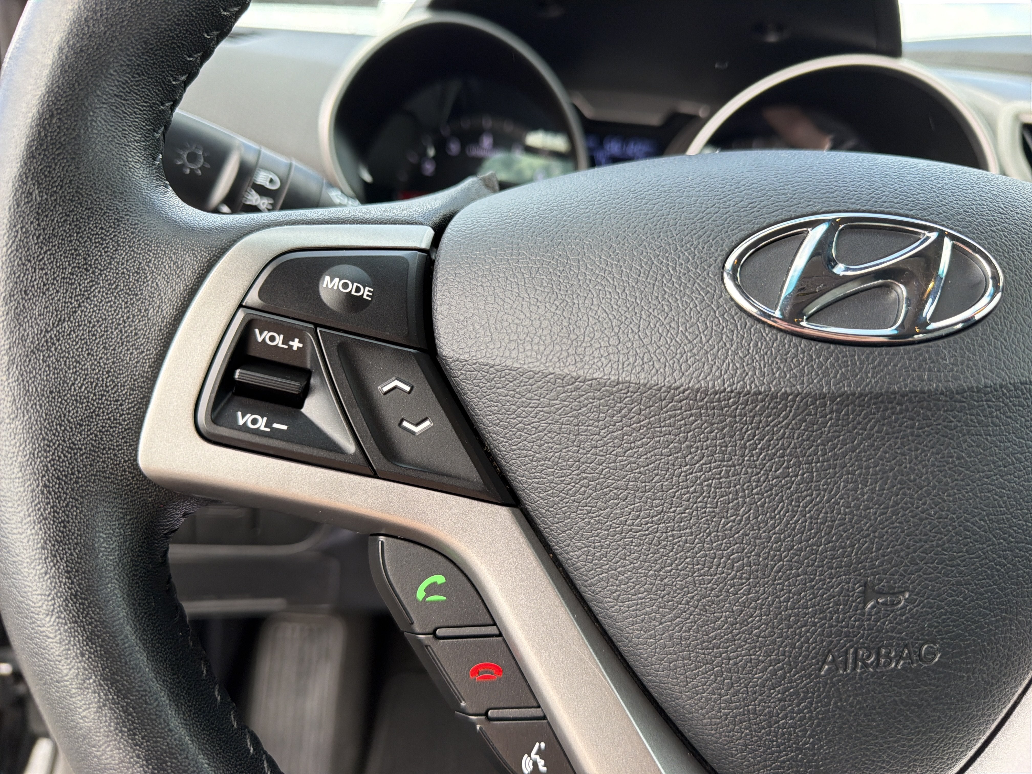 2013 Hyundai Veloster w/Gray Int
