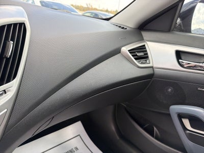 2013 Hyundai Veloster w/Gray Int