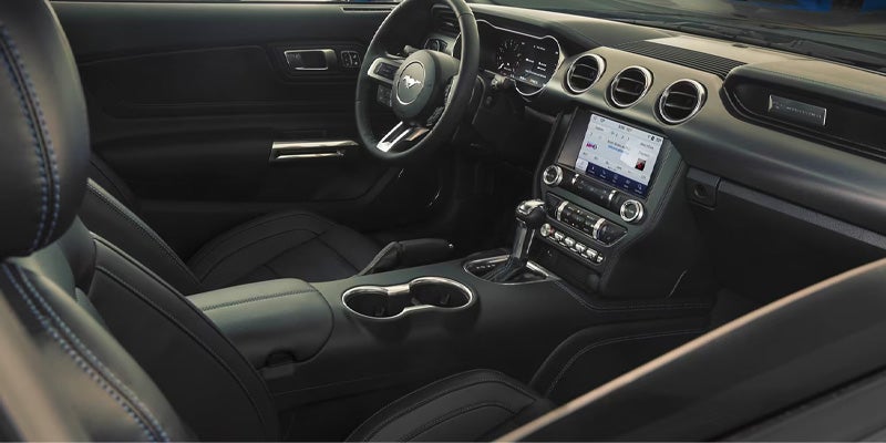 mustang v6 Summersville, WV